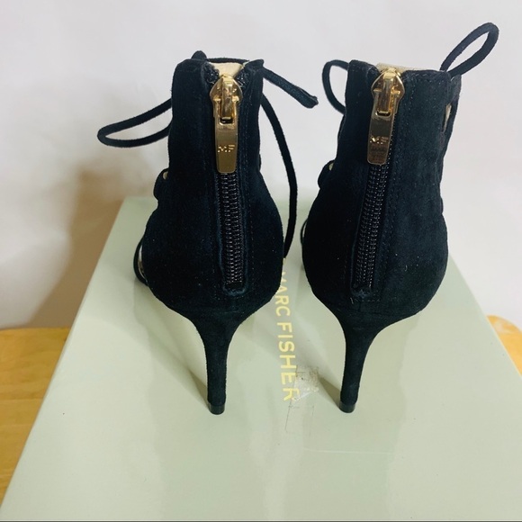 Marc Fisher Suede Pumps - Picture 3 of 6
